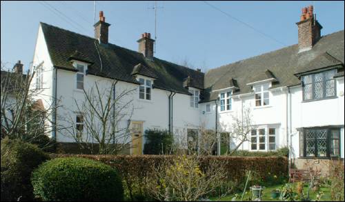 18-22 Creswick Walk